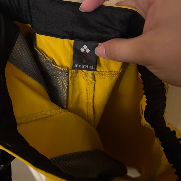 MONTBELL Womens Canyon Shorts Yellow Size Medium Hiking Outdoor Active Granola - Picture 7 of 7